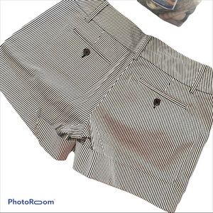 🍒NY & CO. STRIPED BLACK AND WHITE SHORT SIZE 2